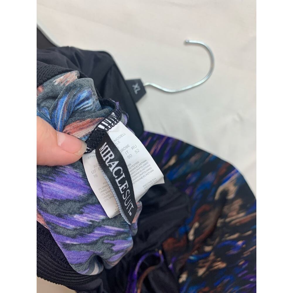 Miraclesuit size 16 xl swim suit bathing top black purple multi gold - Picture 9 of 10